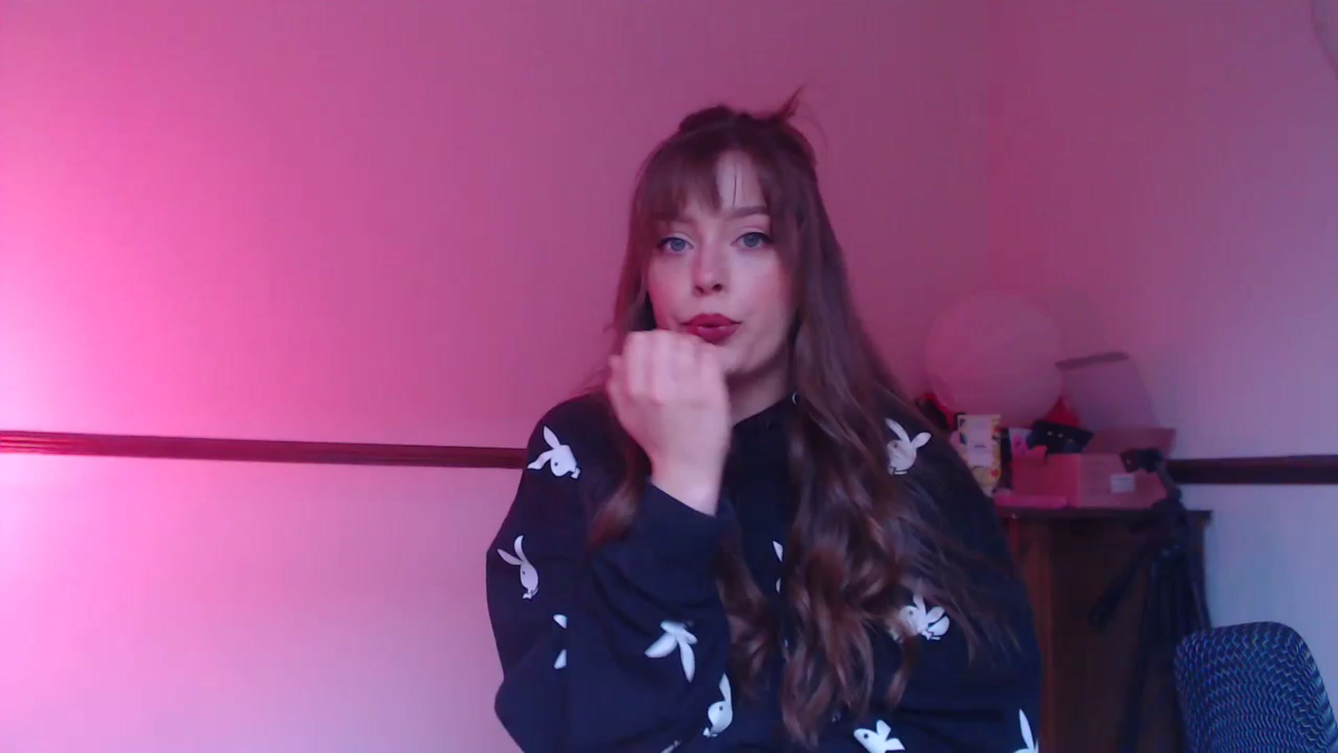 Gallery image thumbnail from KittyCash3w's myfreecams stream on, 03/31/2024, 16:31 image 1 of 20