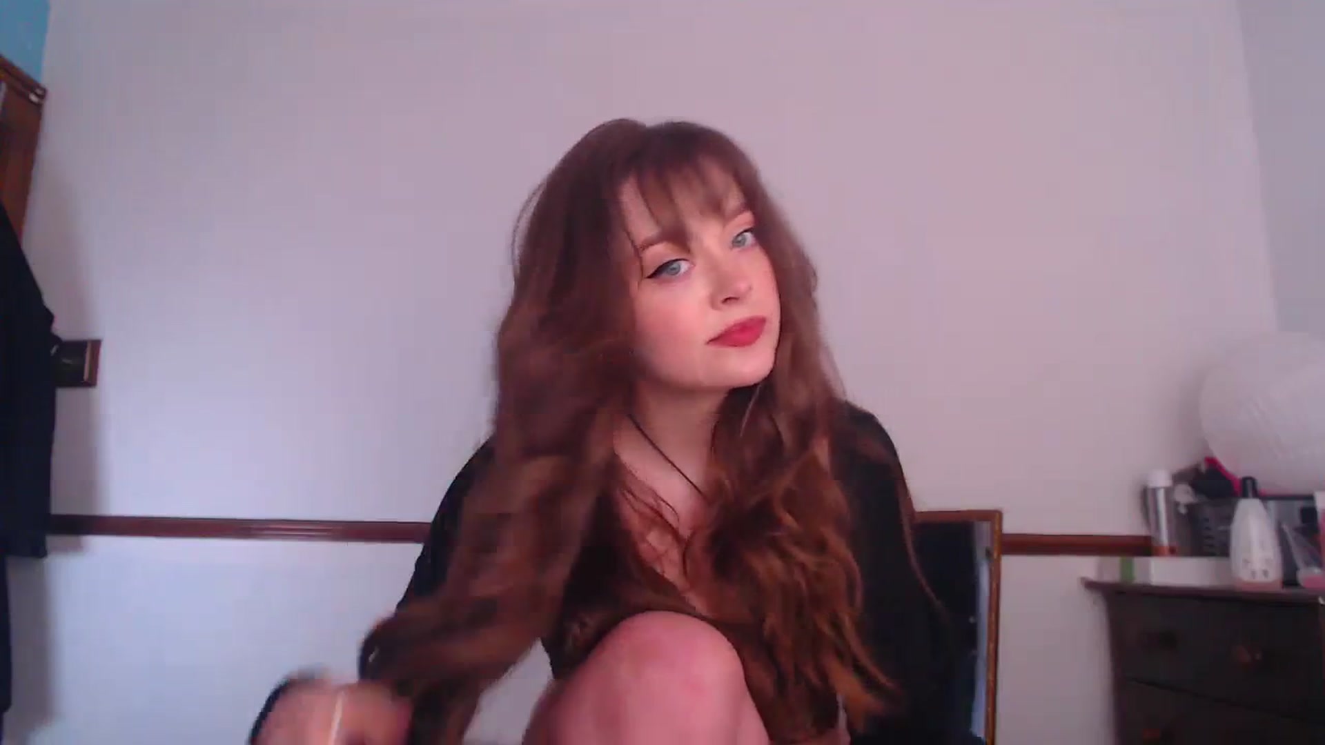Gallery image thumbnail from KittyCash3w's myfreecams stream on, 03/31/2024, 16:31 image 14 of 20