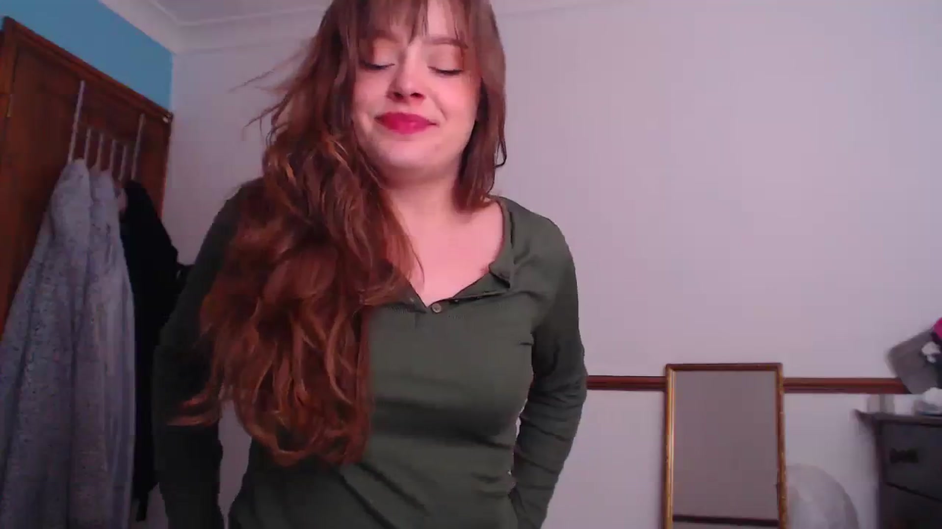 Gallery image thumbnail from KittyCash3w's myfreecams stream on, 04/10/2024, 20:15 image 8 of 20