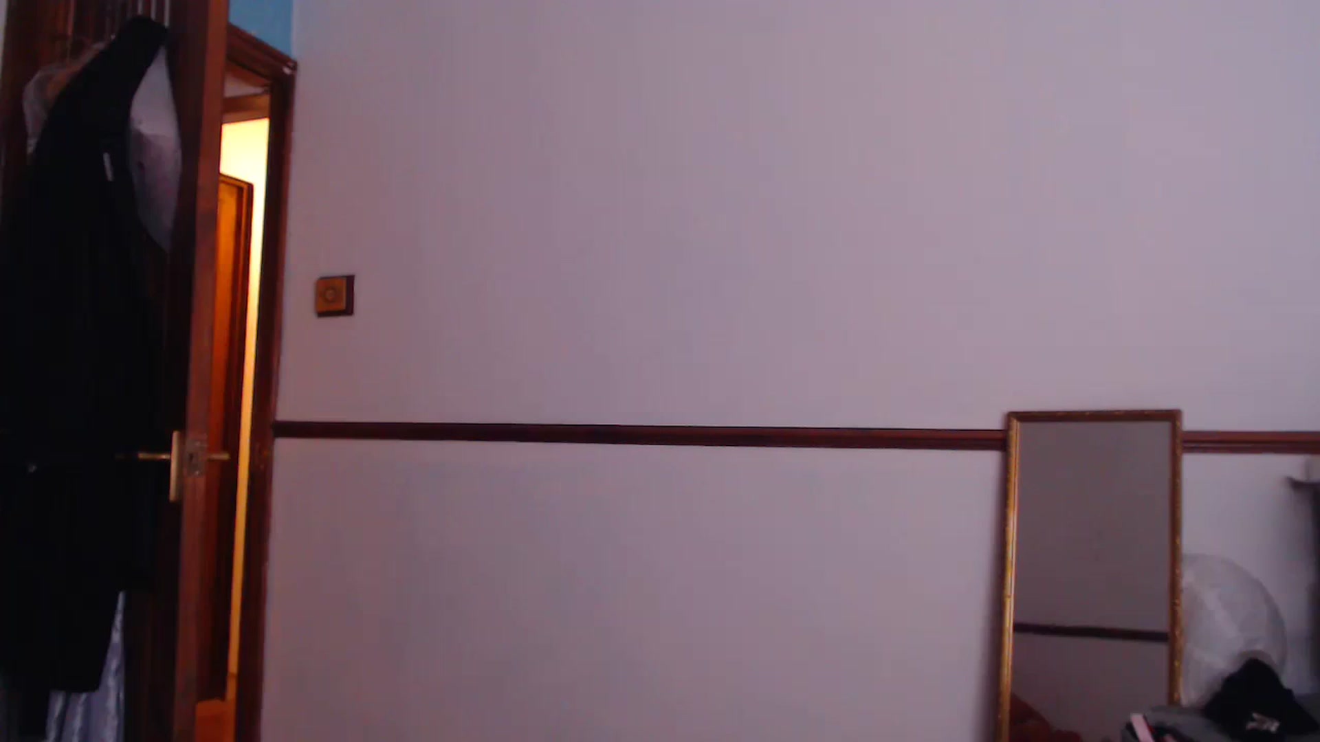 Gallery image thumbnail from KittyCash3w's myfreecams stream on, 04/10/2024, 20:15 image 15 of 20