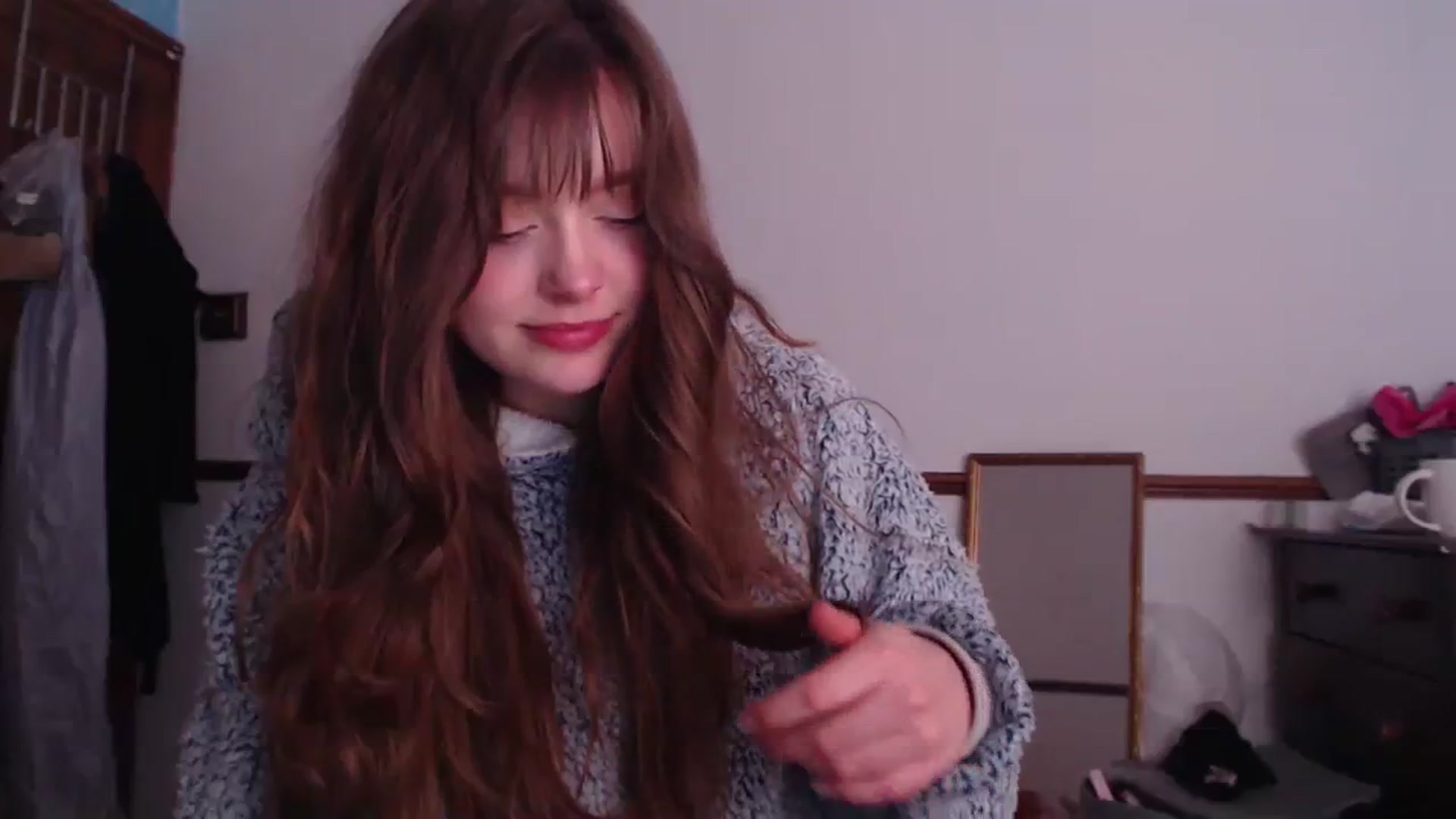 Gallery image thumbnail from KittyCash3w's myfreecams stream on, 04/10/2024, 20:15 image 16 of 20