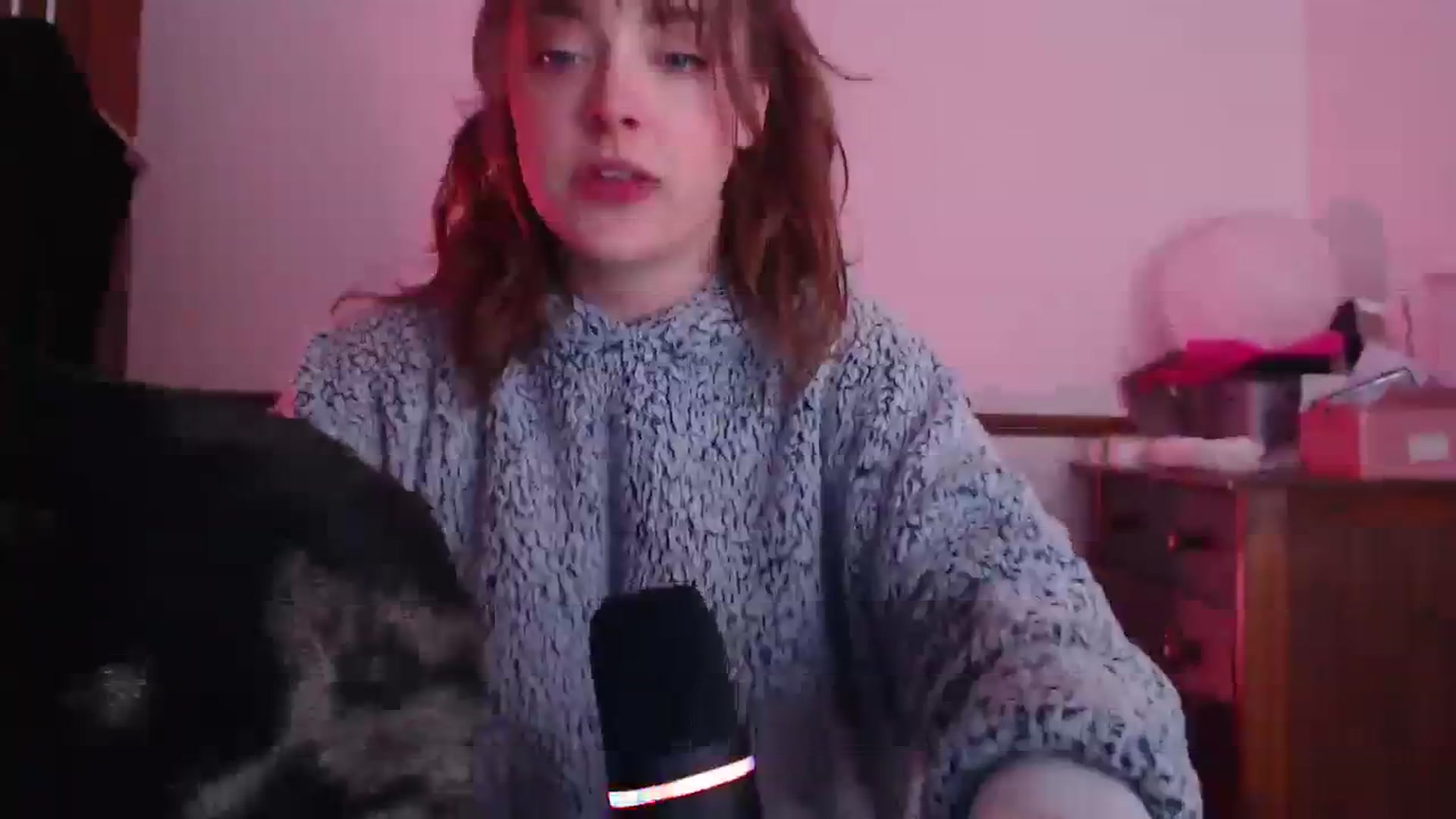 Gallery image thumbnail from KittyCash3w's myfreecams stream on, 04/10/2024, 21:30 image 13 of 20