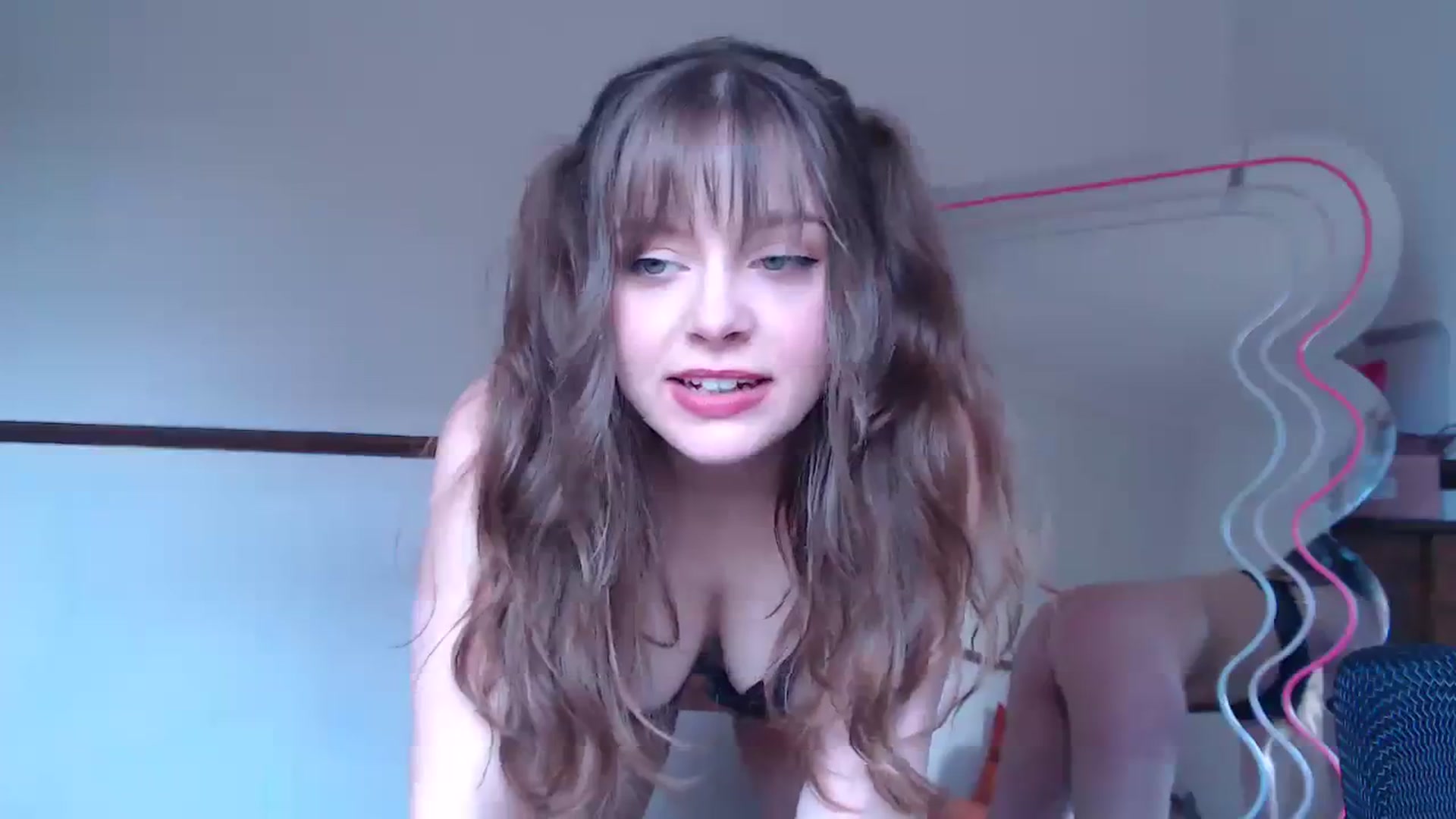 Gallery image thumbnail from KittyCash3w's myfreecams stream on, 04/14/2024, 15:57 image 12 of 20