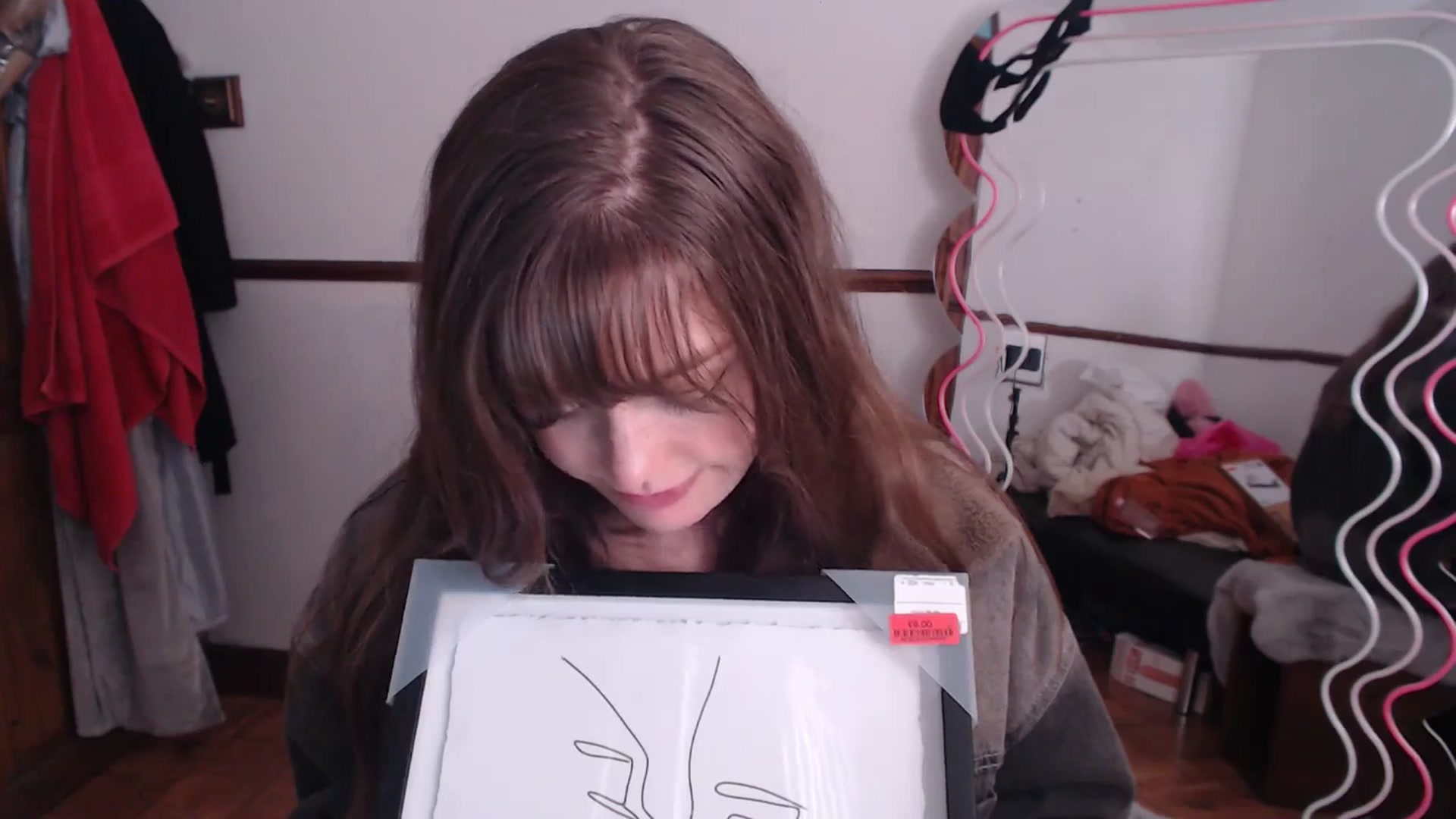 Gallery image thumbnail from KittyCash3w's myfreecams stream on, 04/24/2024, 20:16 image 14 of 20