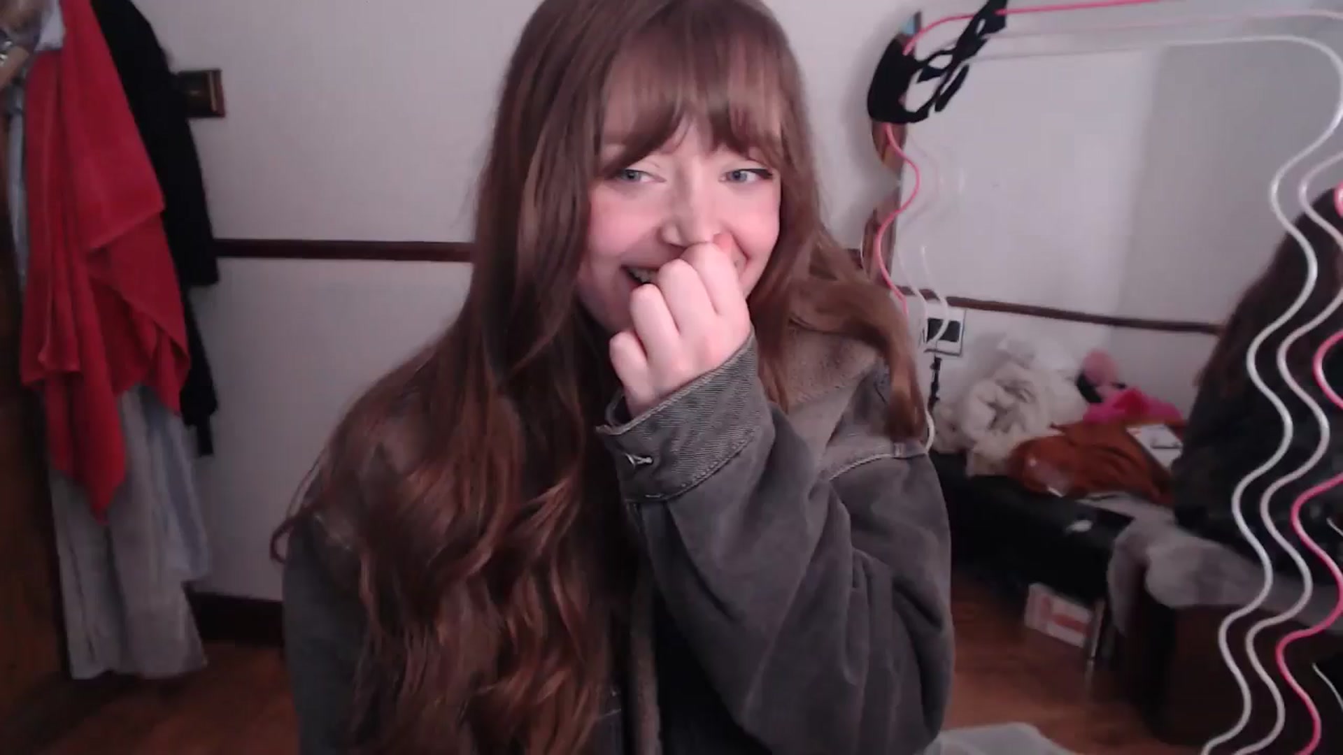 Gallery image thumbnail from KittyCash3w's myfreecams stream on, 04/24/2024, 20:16 image 18 of 20