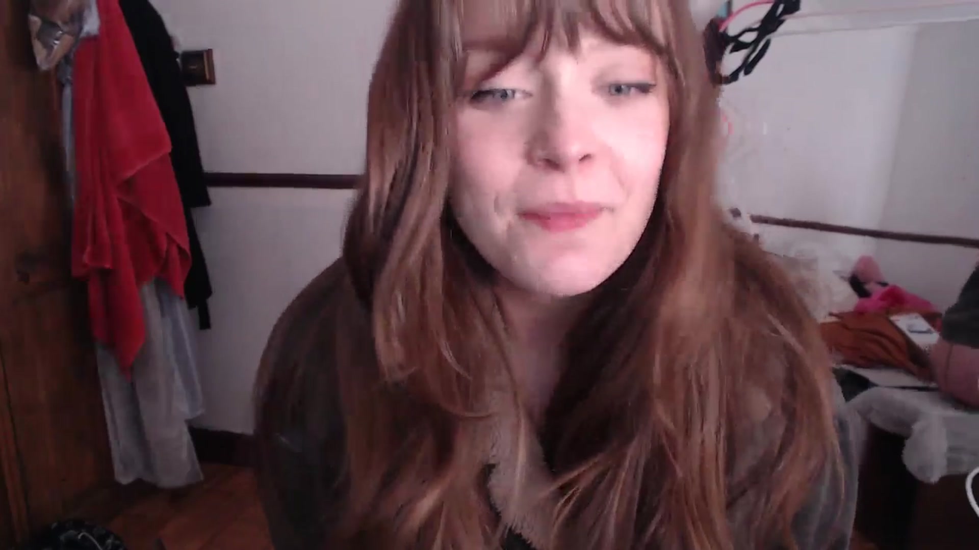 Gallery image thumbnail from KittyCash3w's myfreecams stream on, 04/24/2024, 20:16 image 4 of 20