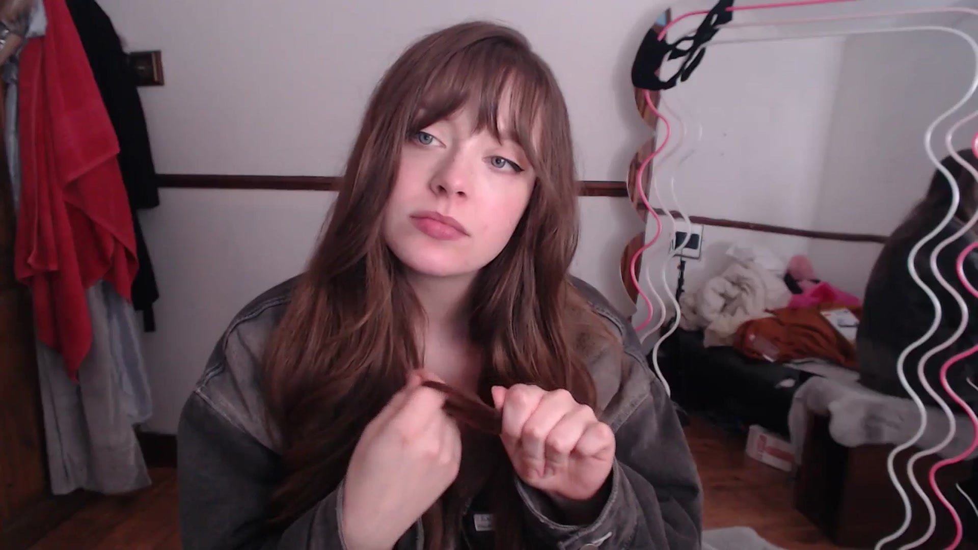 Gallery image thumbnail from KittyCash3w's myfreecams stream on, 04/24/2024, 20:16 image 20 of 20