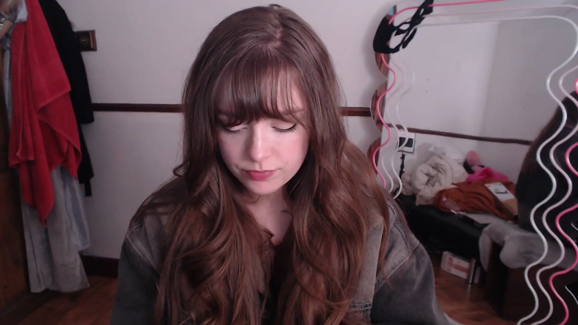 Gallery image thumbnail from KittyCash3w's myfreecams stream on, 04/24/2024, 20:16 image 12 of 20