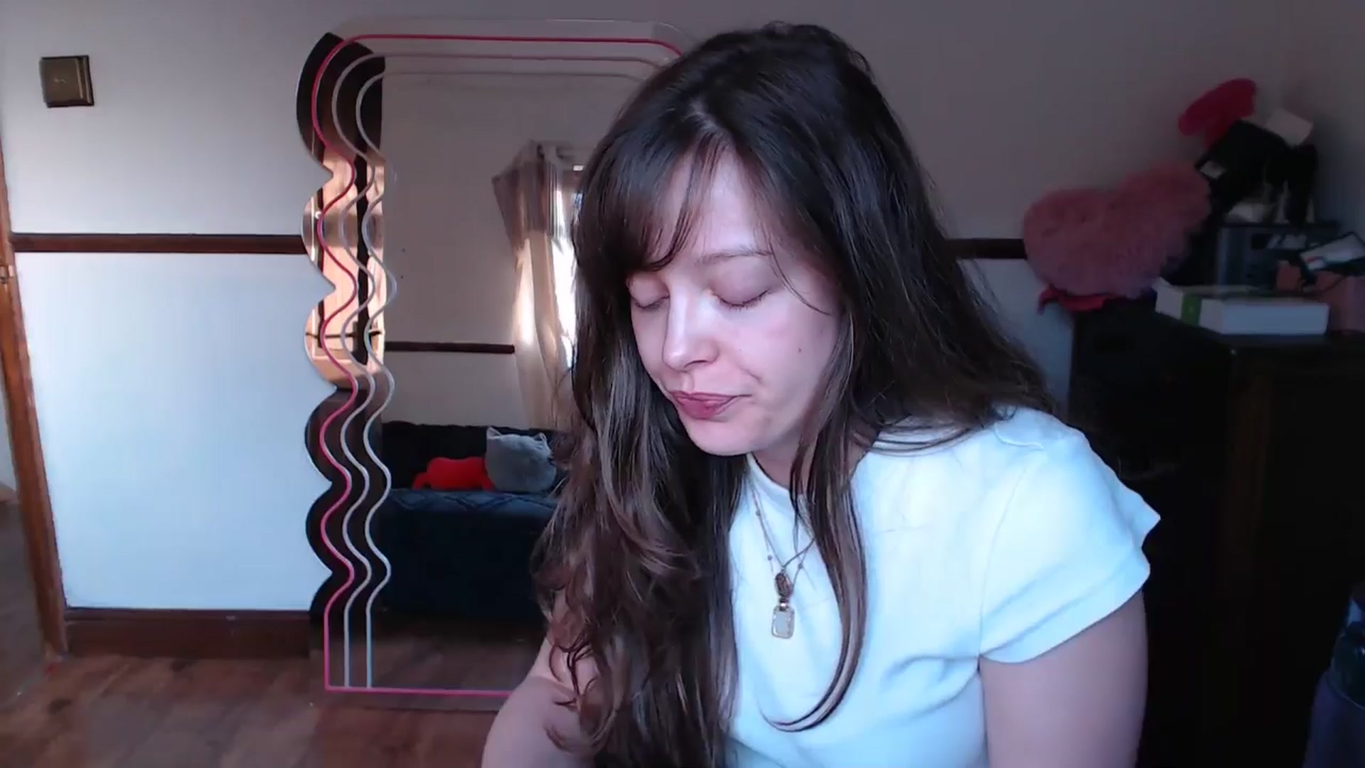 Gallery image thumbnail from KittyCash3w's myfreecams stream on, 05/02/2024, 18:18 image 11 of 20