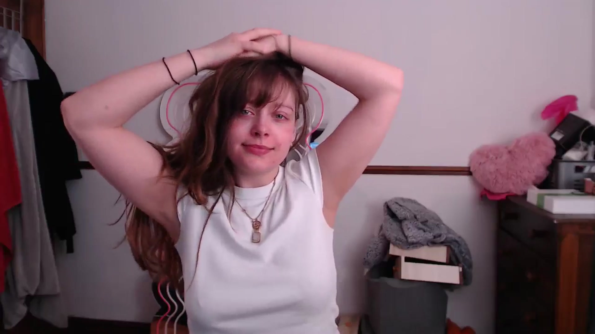 Gallery image thumbnail from KittyCash3w's myfreecams stream on, 05/02/2024, 20:47 image 8 of 20