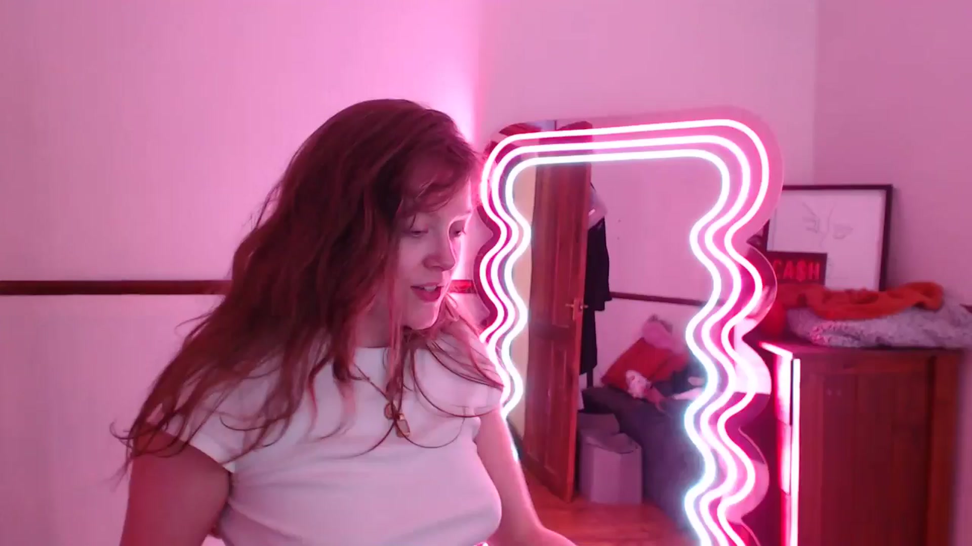 Gallery image thumbnail from KittyCash3w's myfreecams stream on, 05/02/2024, 20:47 image 20 of 20
