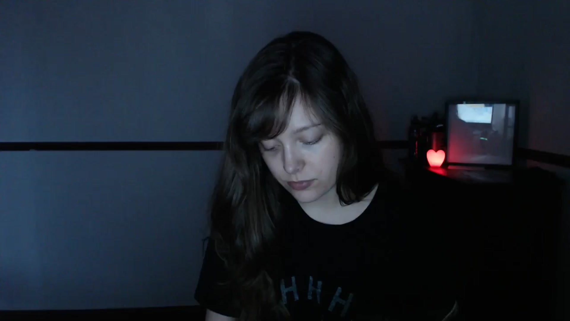 Gallery image thumbnail from KittyCash3w's myfreecams stream on, 05/03/2024, 18:26 image 7 of 20