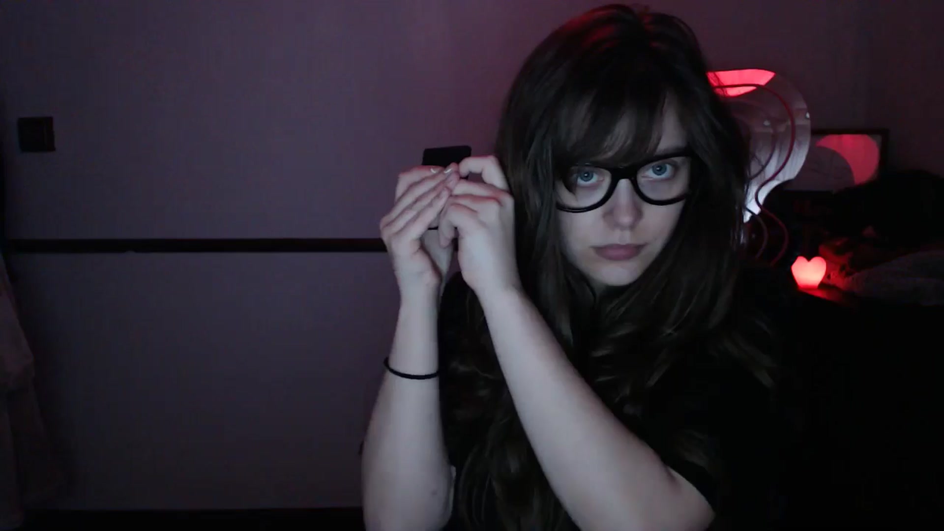 Gallery image thumbnail from KittyCash3w's myfreecams stream on, 05/03/2024, 18:26 image 15 of 20