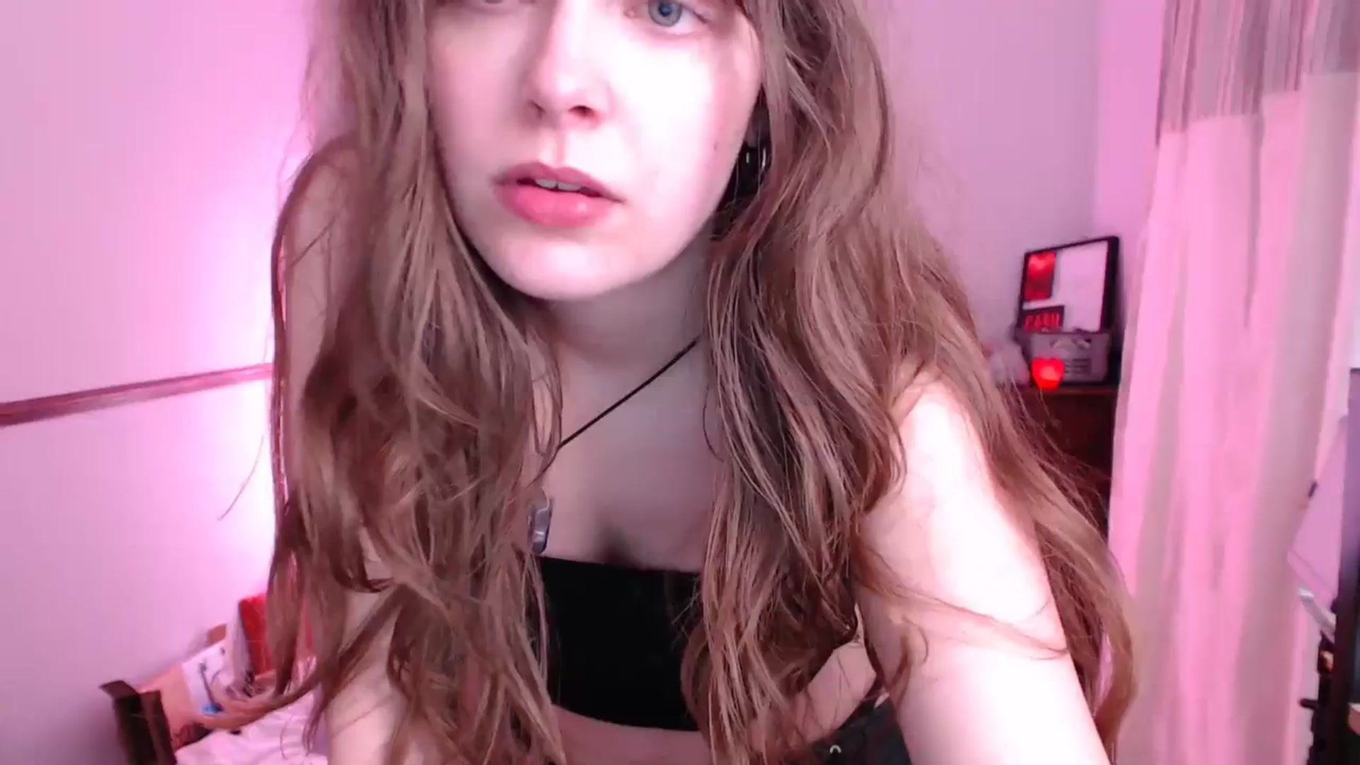 Gallery image thumbnail from KittyCash3w's myfreecams stream on, 05/07/2024, 20:33 image 12 of 20