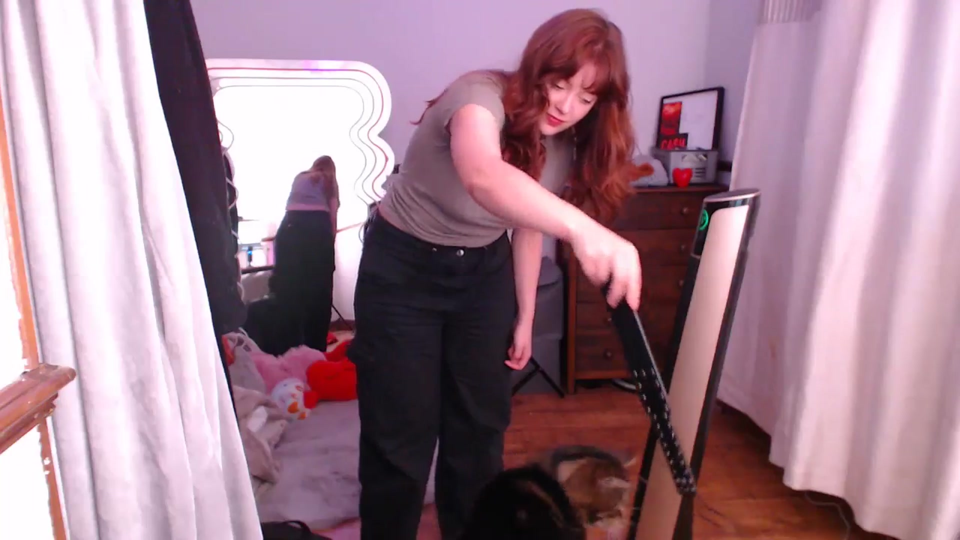 Gallery image thumbnail from KittyCash3w's myfreecams stream on, 05/08/2024, 21:40 image 3 of 20