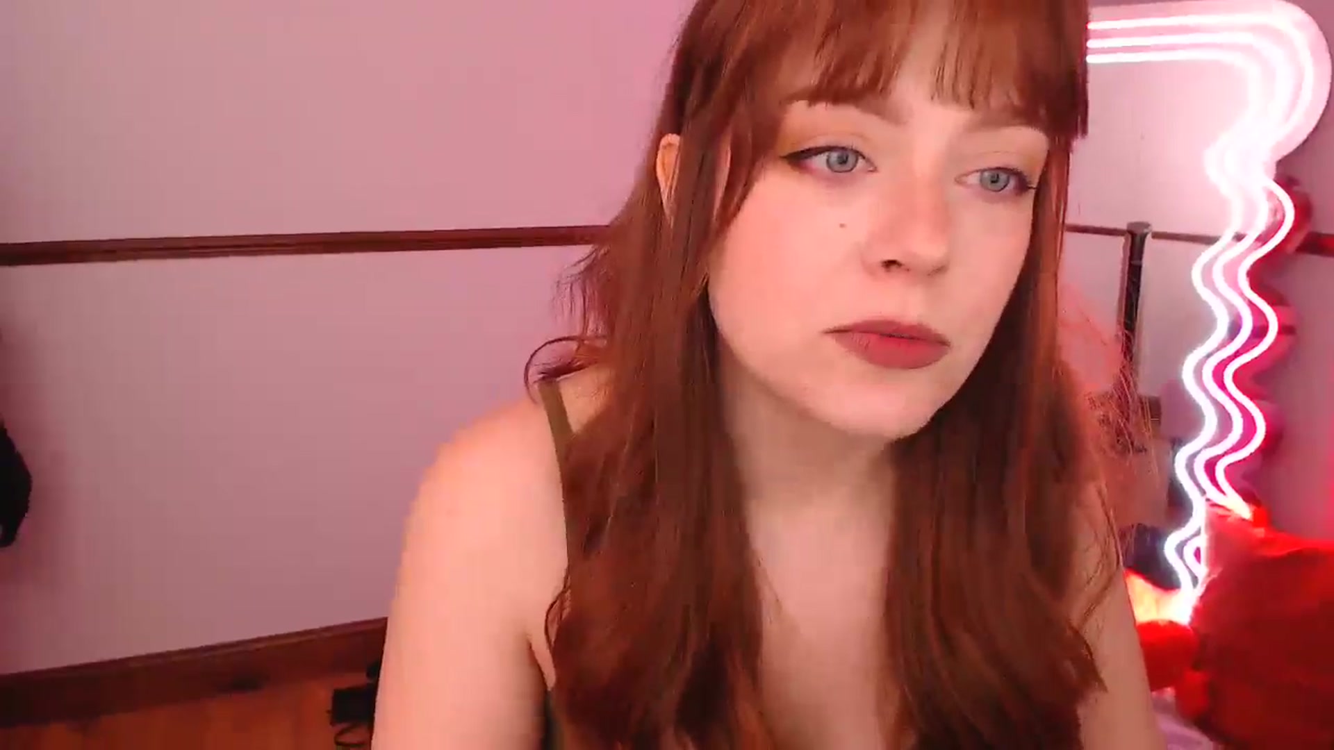 Gallery image thumbnail from KittyCash3w's myfreecams stream on, 05/15/2024, 11:52 image 7 of 20