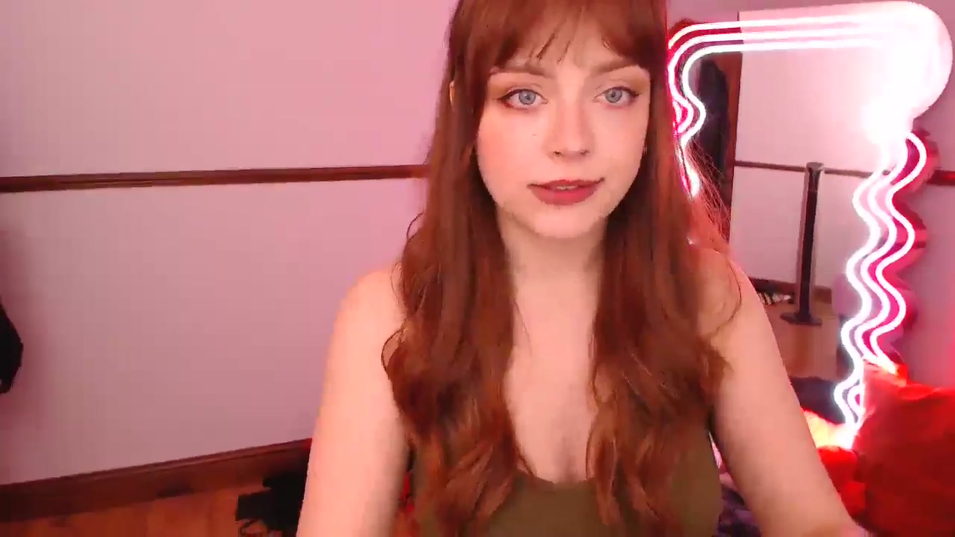 Gallery image thumbnail from KittyCash3w's myfreecams stream on, 05/15/2024, 11:52 image 8 of 20