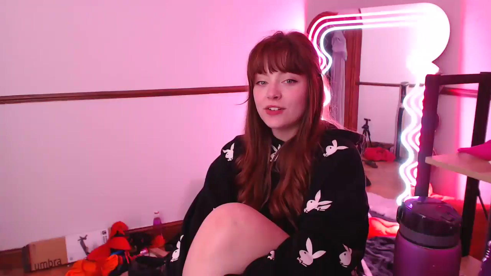 Gallery image thumbnail from KittyCash3w's myfreecams stream on, 05/15/2024, 20:44 image 20 of 20