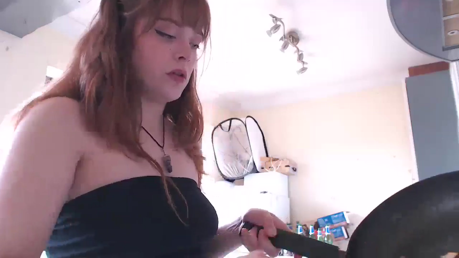 Gallery image thumbnail from KittyCash3w's myfreecams stream on, 05/17/2024, 14:41 image 19 of 20