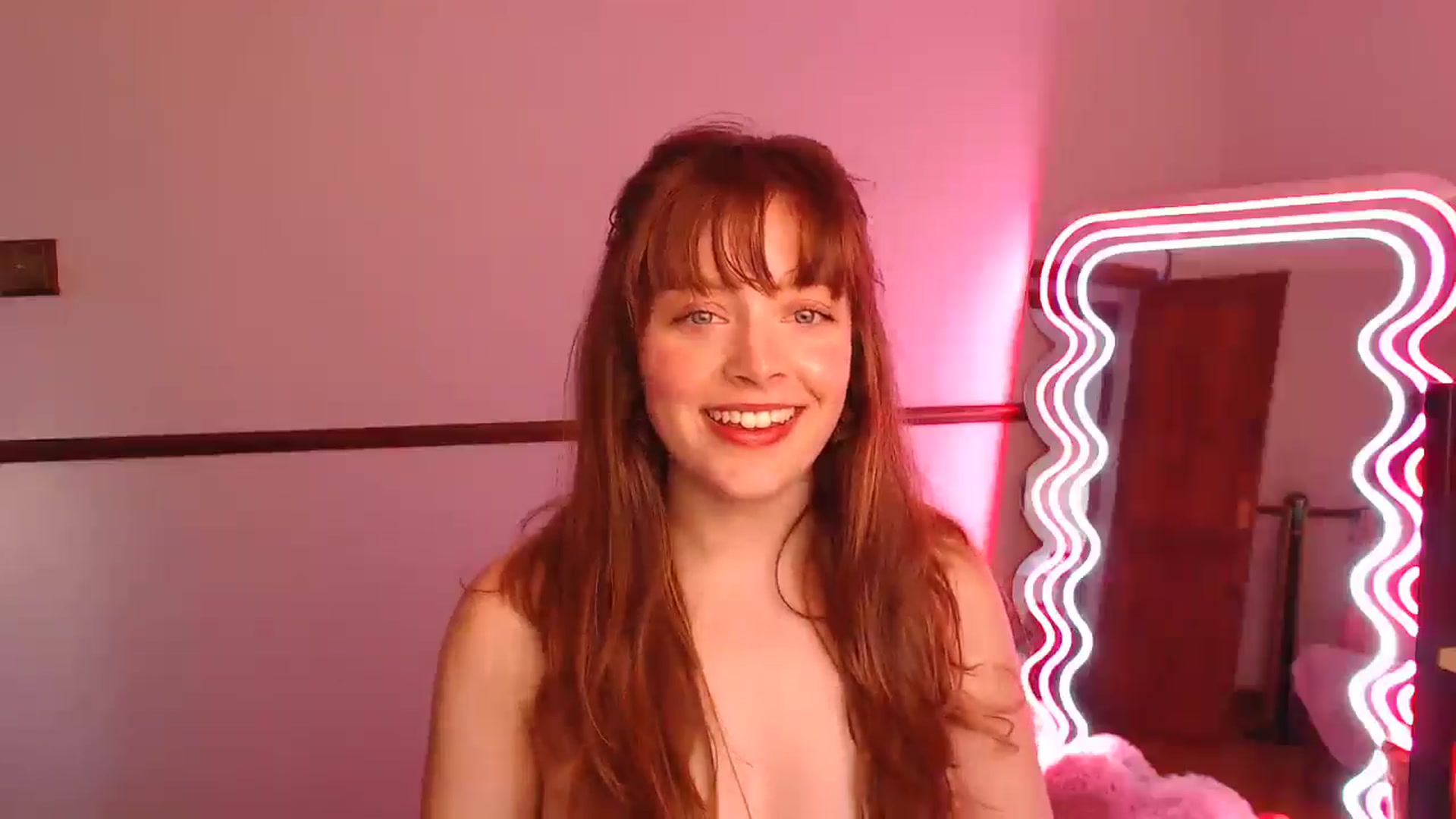 Gallery image thumbnail from KittyCash3w's myfreecams stream on, 05/19/2024, 19:36 image 13 of 20