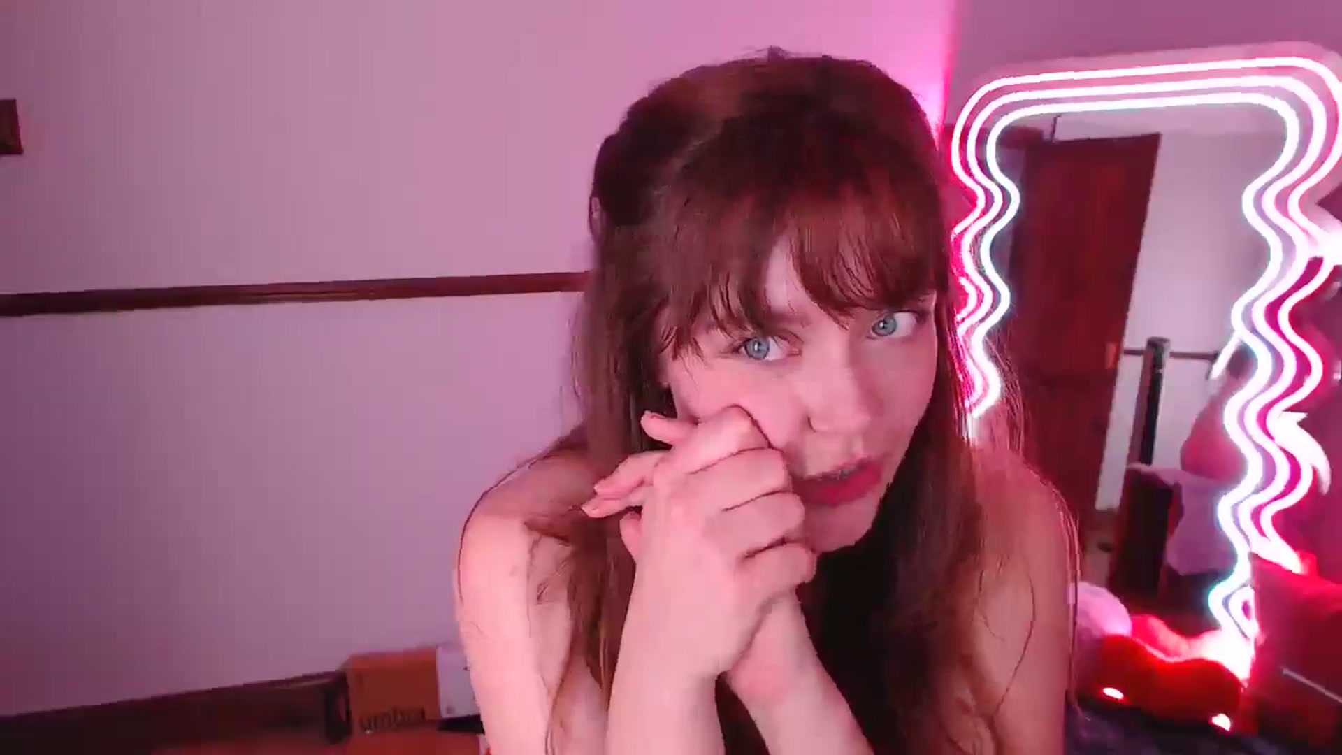 Gallery image thumbnail from KittyCash3w's myfreecams stream on, 05/19/2024, 19:36 image 19 of 20