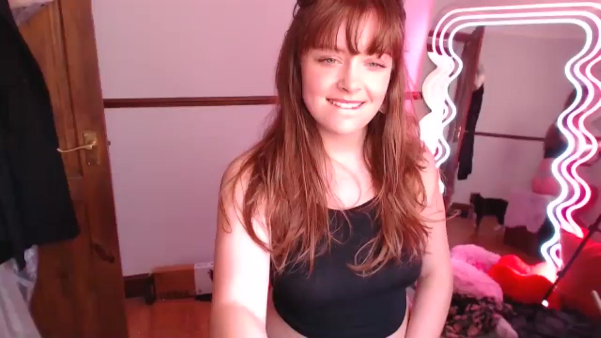 Gallery image thumbnail from KittyCash3w's myfreecams stream on, 05/19/2024, 19:36 image 1 of 20