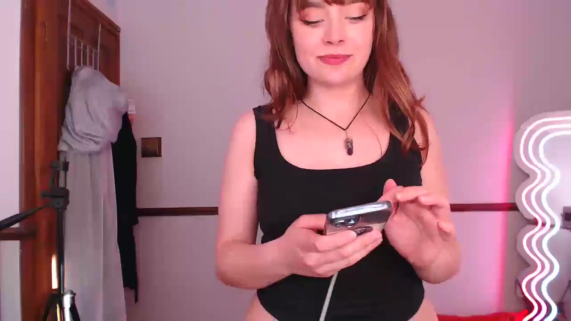 Gallery image thumbnail from KittyCash3w's myfreecams stream on, 05/23/2024, 19:26 image 4 of 20