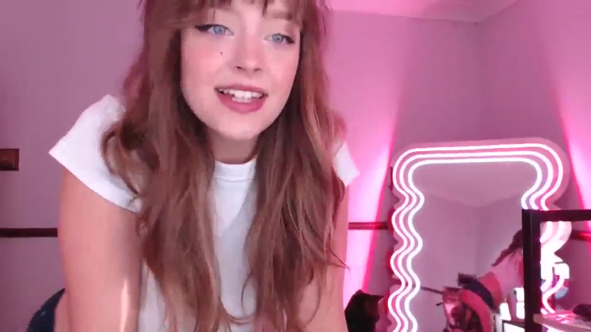 Gallery image thumbnail from KittyCash3w's myfreecams stream on, 07/02/2024, 19:16 image 8 of 20