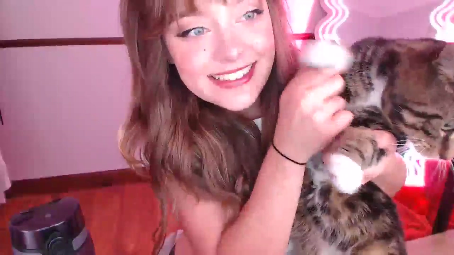 Gallery image thumbnail from KittyCash3w's myfreecams stream on, 07/02/2024, 19:16 image 6 of 20