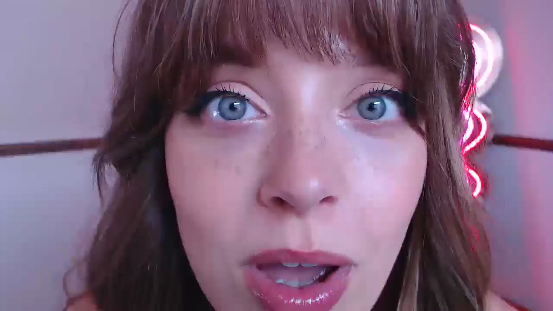 Gallery image thumbnail from KittyCash3w's myfreecams stream on, 07/03/2024, 15:29 image 6 of 20