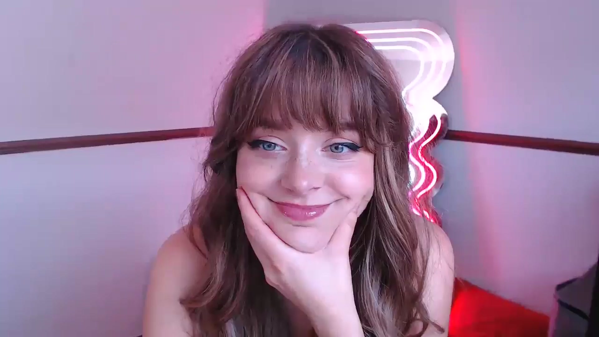 Gallery image thumbnail from KittyCash3w's myfreecams stream on, 07/03/2024, 15:29 image 7 of 20