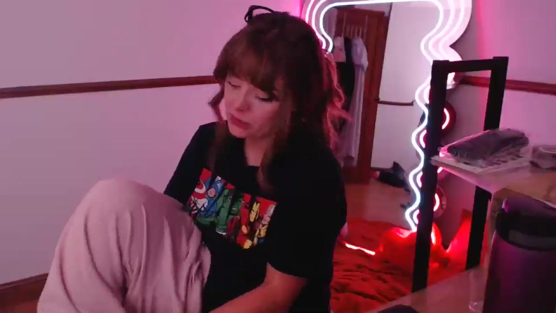Gallery image thumbnail from KittyCash3w's myfreecams stream on, 07/03/2024, 19:19 image 18 of 20