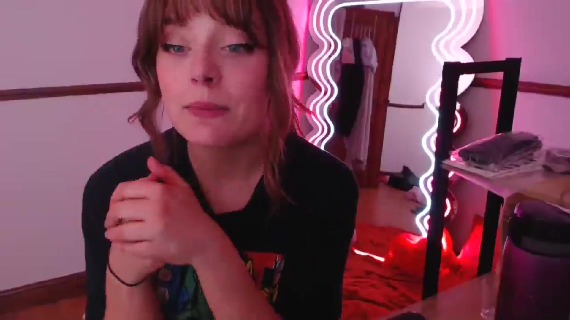 Gallery image thumbnail from KittyCash3w's myfreecams stream on, 07/03/2024, 19:19 image 11 of 20