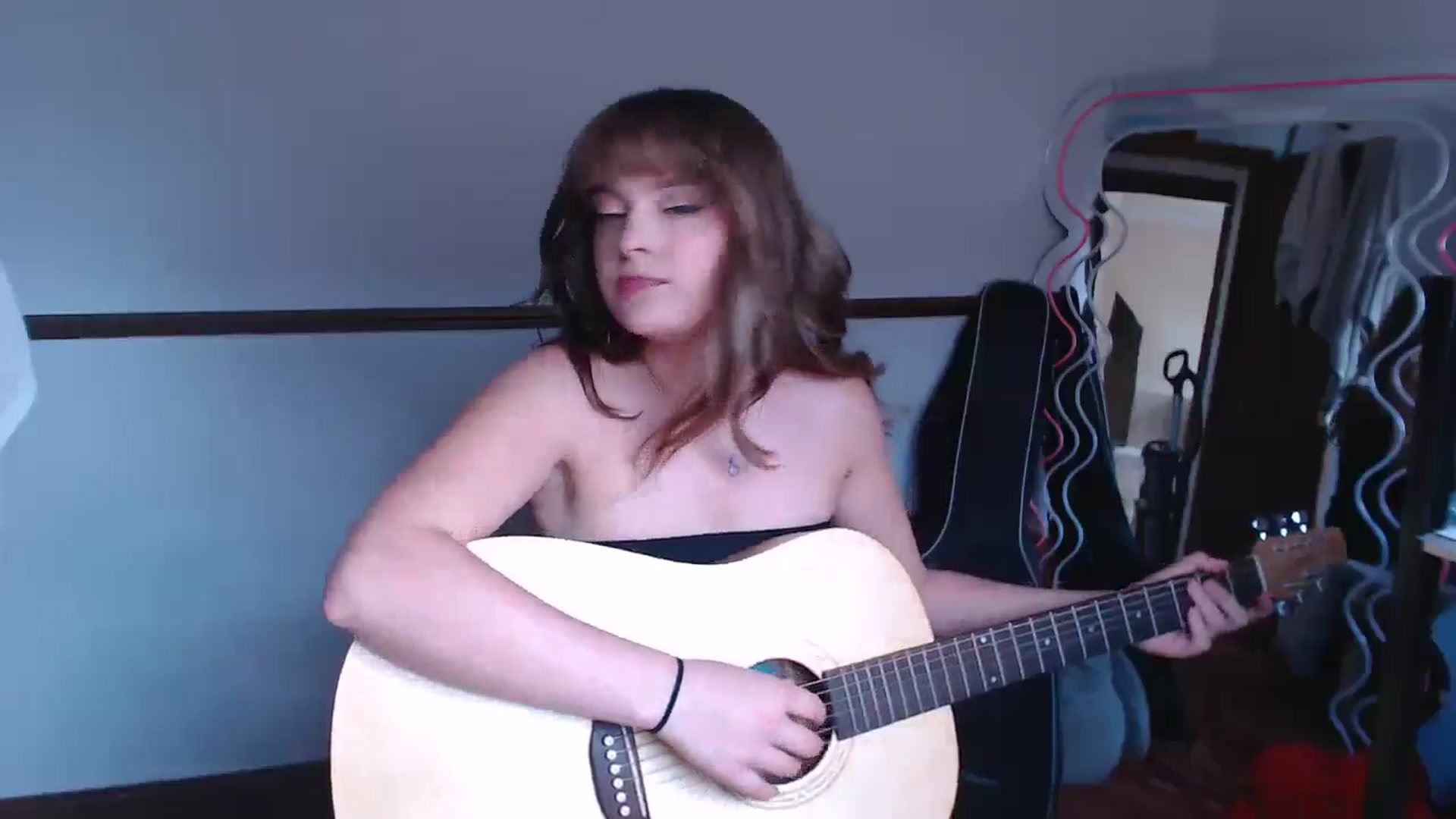 Gallery image thumbnail from KittyCash3w's myfreecams stream on, 07/04/2024, 16:40 image 5 of 20