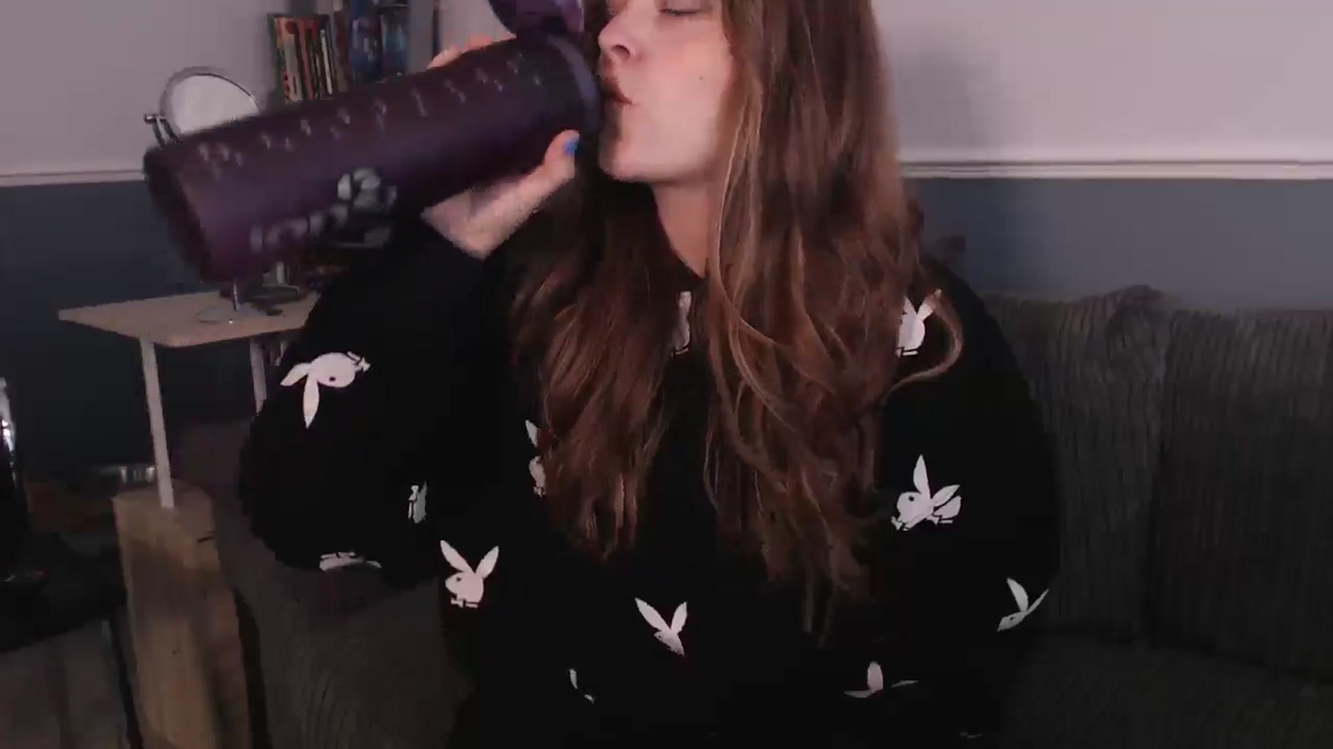 Gallery image thumbnail from KittyCash3w's myfreecams stream on, 07/06/2024, 18:59 image 10 of 20