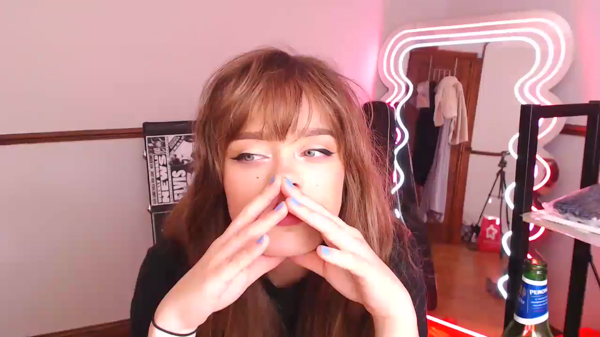 Gallery image thumbnail from KittyCash3w's myfreecams stream on, 07/10/2024, 17:20 image 18 of 20