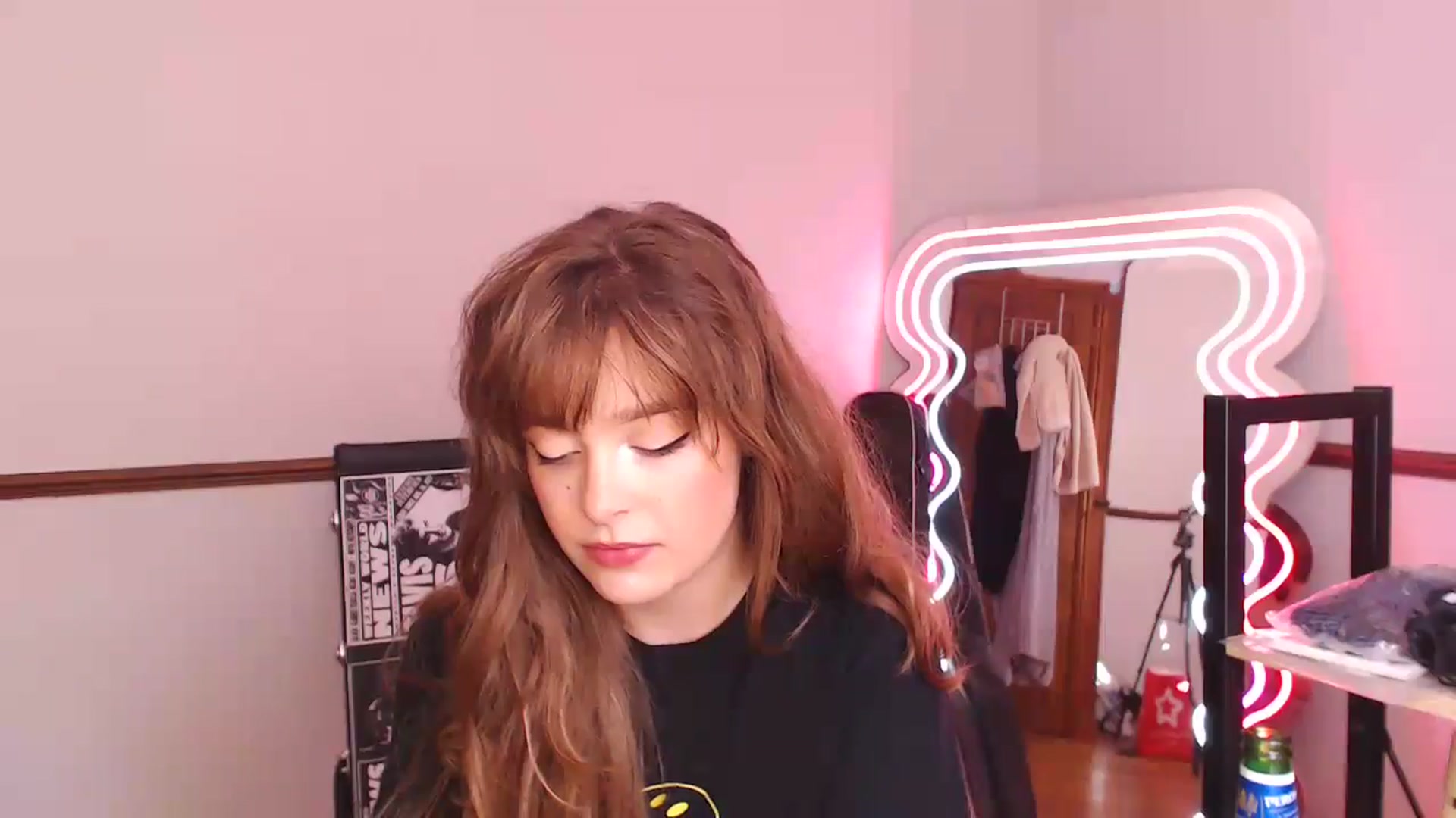 Gallery image thumbnail from KittyCash3w's myfreecams stream on, 07/10/2024, 17:20 image 15 of 20