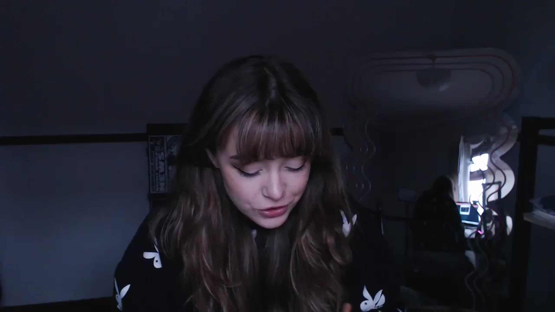 Gallery image thumbnail from KittyCash3w's myfreecams stream on, 07/12/2024, 17:51 image 17 of 20