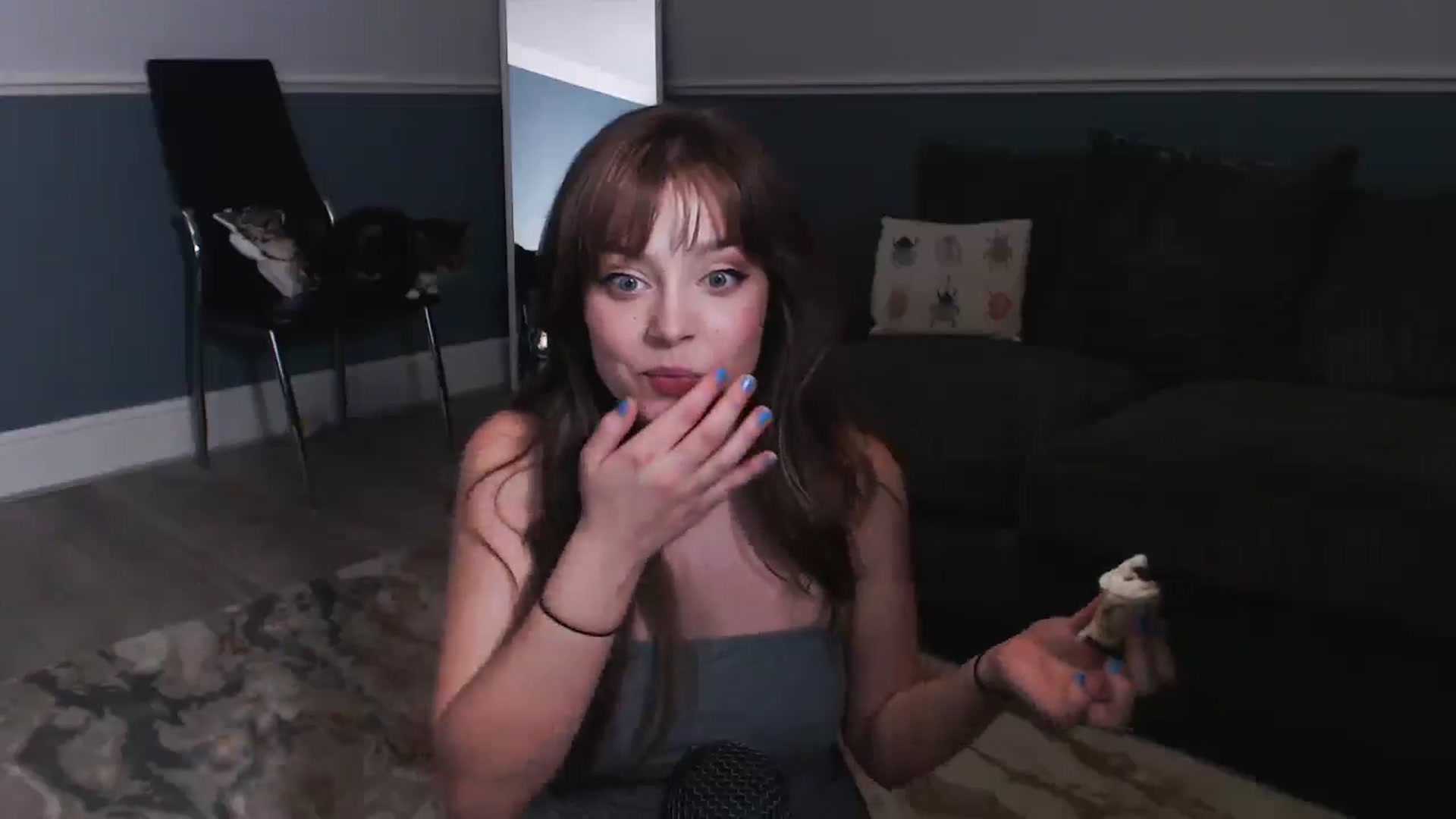 Gallery image thumbnail from KittyCash3w's myfreecams stream on, 07/17/2024, 20:45 image 7 of 20
