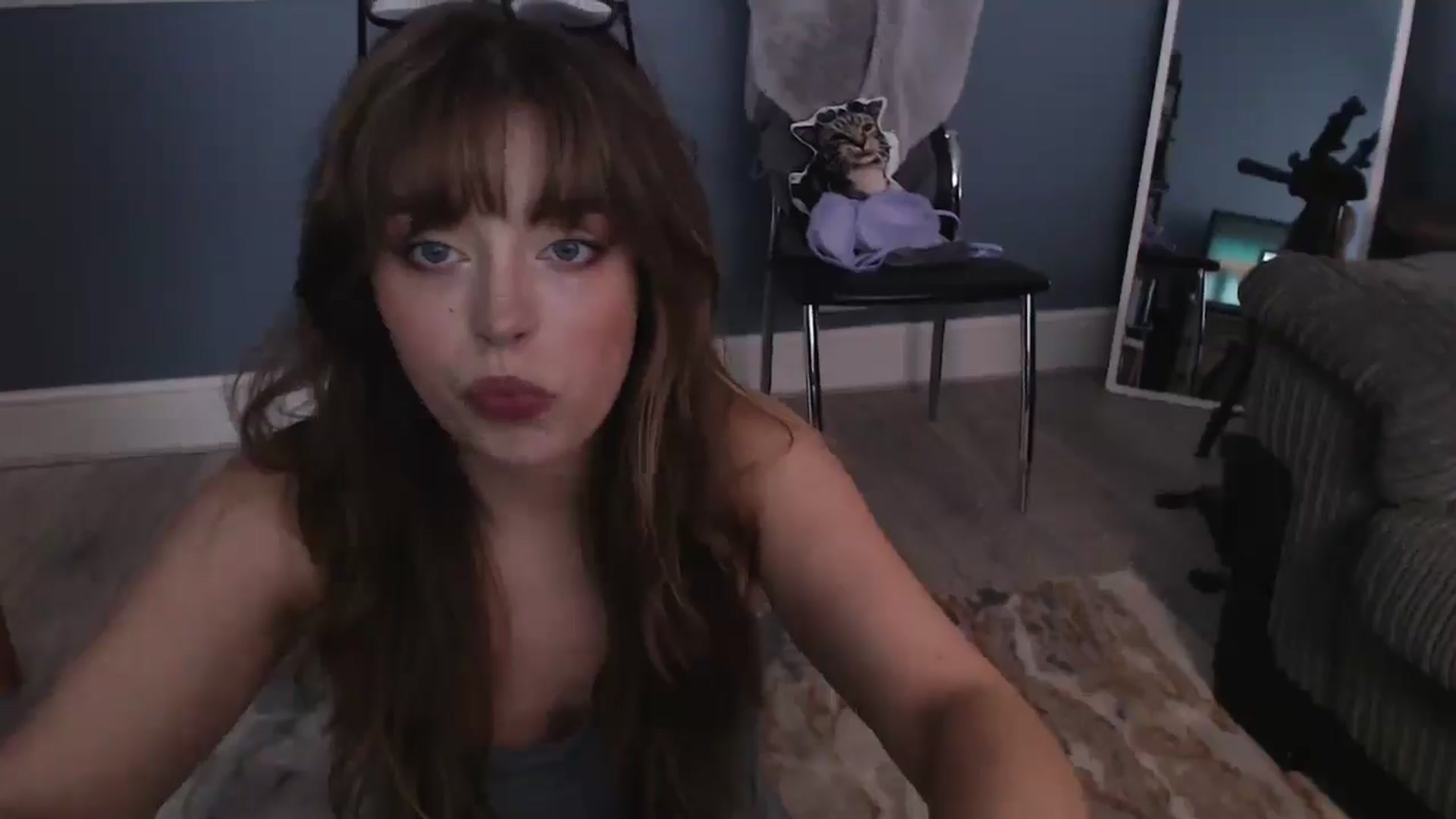 Gallery image thumbnail from KittyCash3w's myfreecams stream on, 07/18/2024, 17:45 image 6 of 20