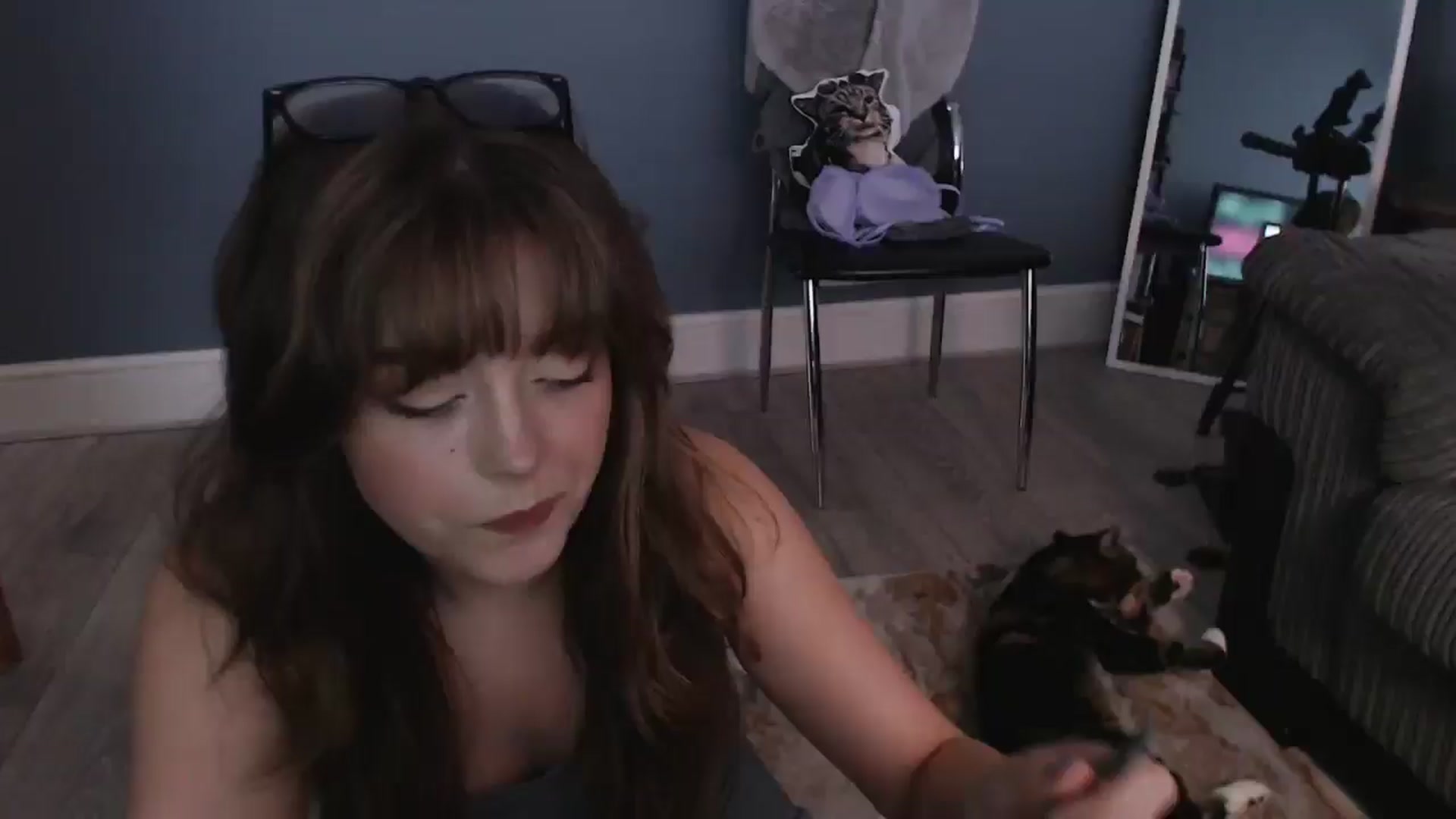 Gallery image thumbnail from KittyCash3w's myfreecams stream on, 07/18/2024, 17:45 image 5 of 20