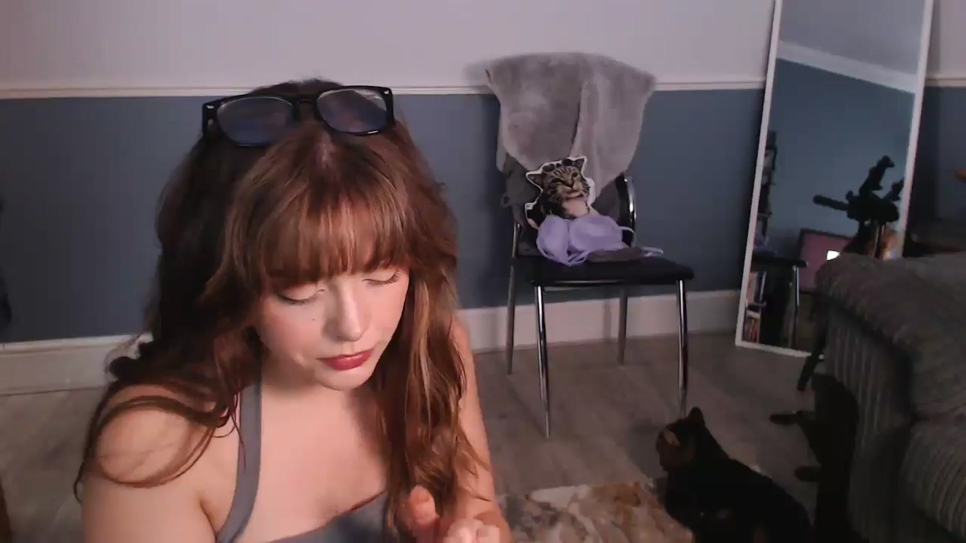 Gallery image thumbnail from KittyCash3w's myfreecams stream on, 07/18/2024, 17:45 image 15 of 20