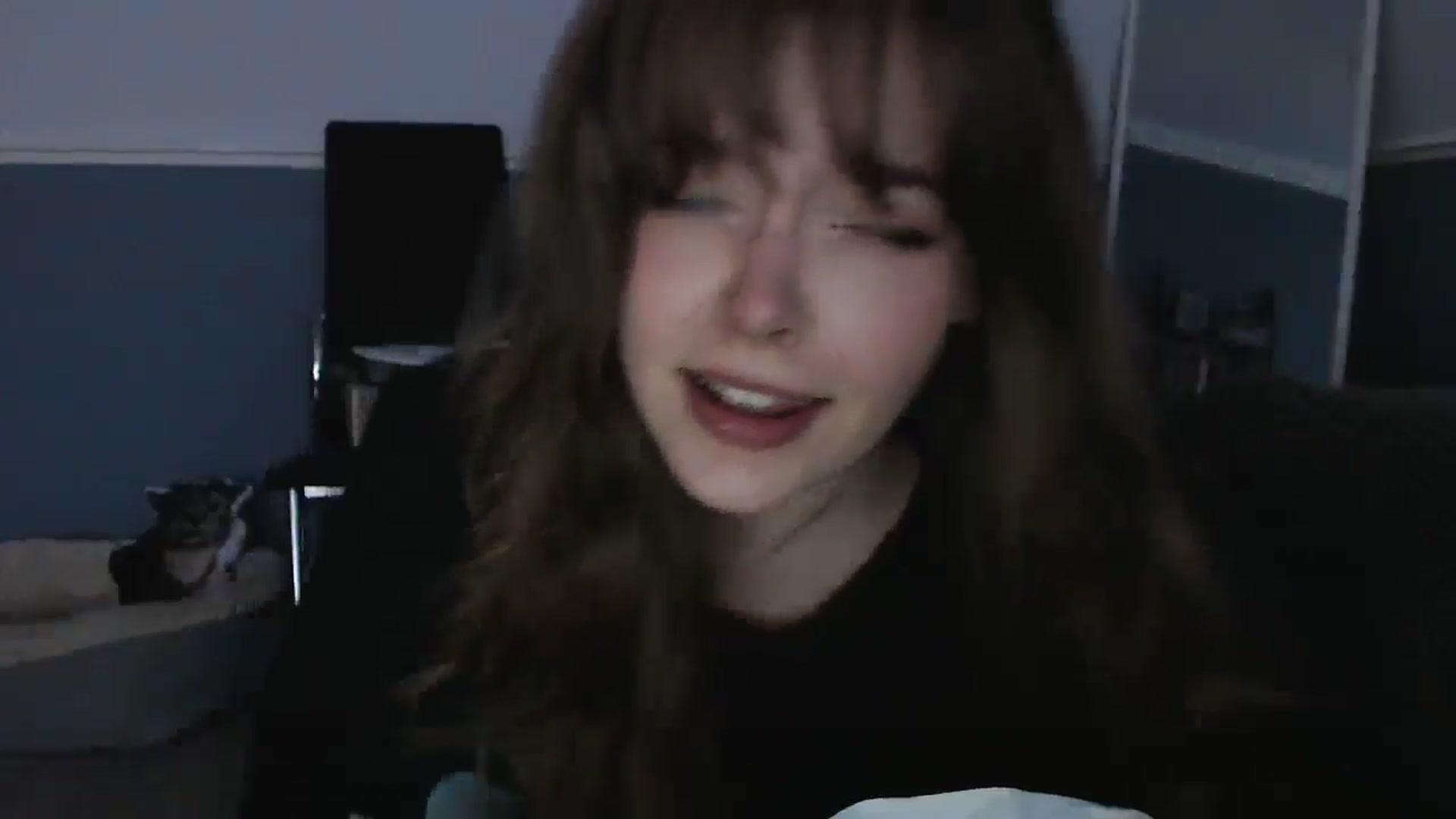 Gallery image thumbnail from KittyCash3w's myfreecams stream on, 08/01/2024, 18:59 image 11 of 20