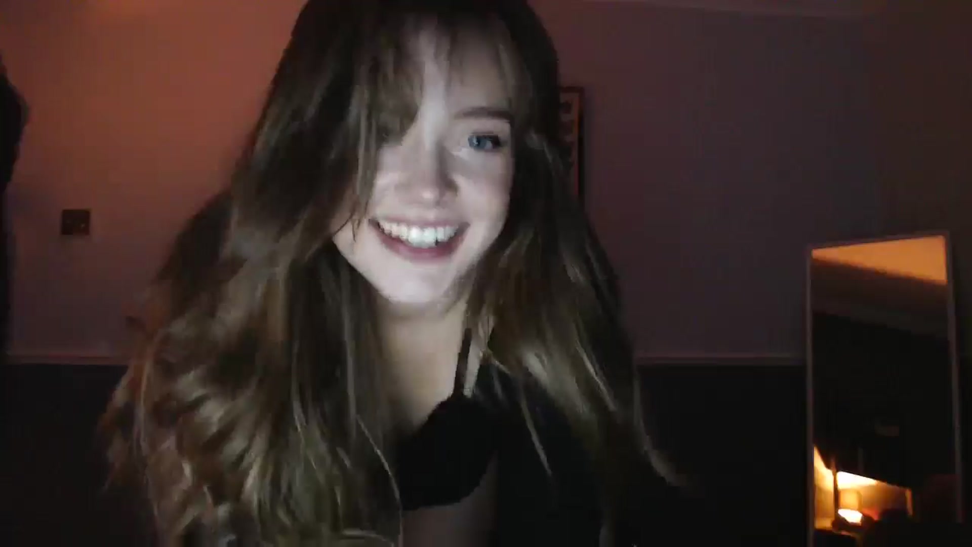 Gallery image thumbnail from KittyCash3w's myfreecams stream on, 08/09/2024, 20:25 image 13 of 20
