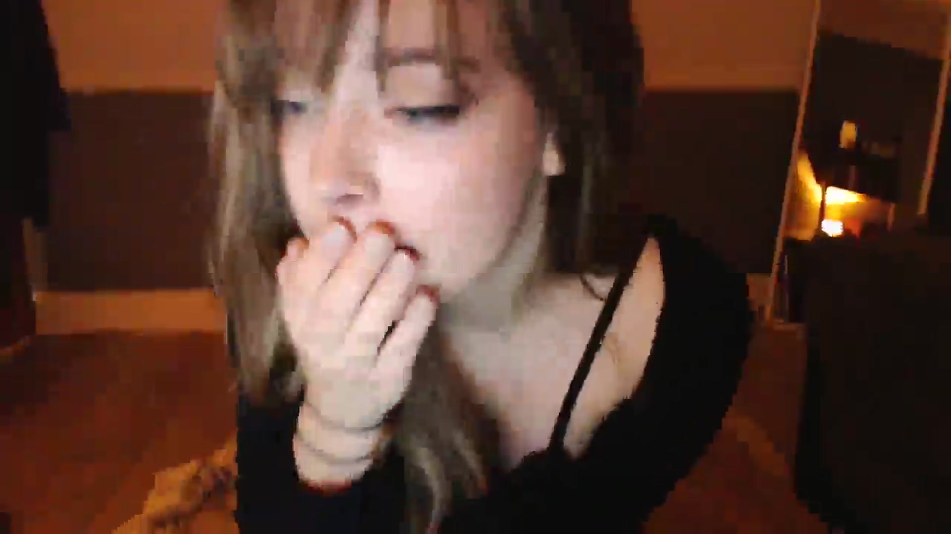 Gallery image thumbnail from KittyCash3w's myfreecams stream on, 08/09/2024, 20:51 image 10 of 20