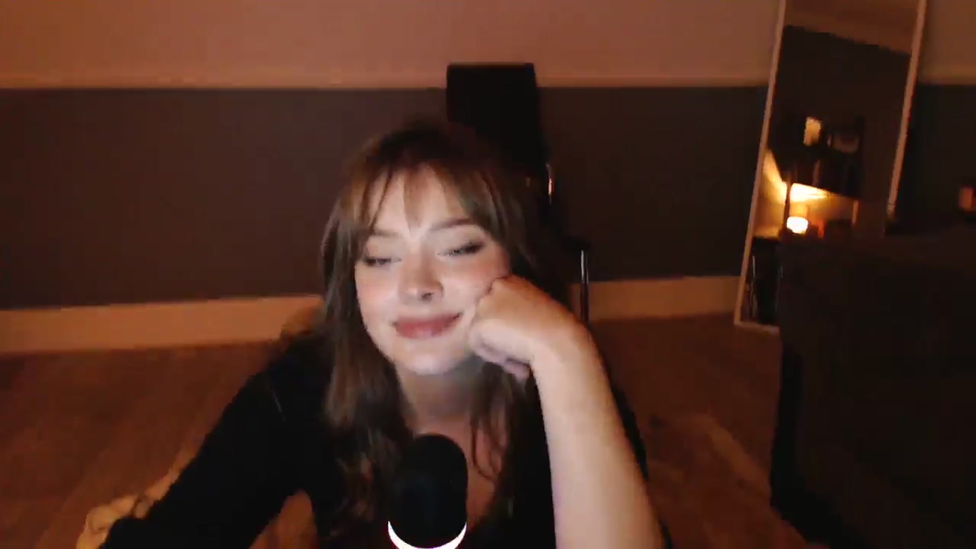 Gallery image thumbnail from KittyCash3w's myfreecams stream on, 08/09/2024, 20:51 image 14 of 20