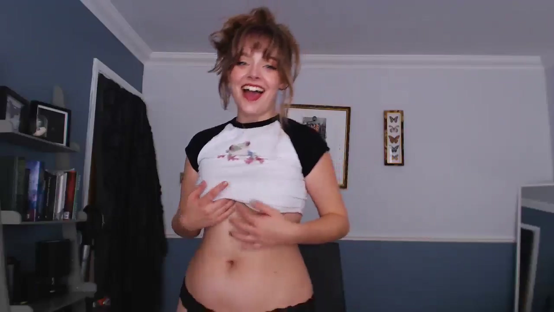 Gallery image thumbnail from KittyCash3w's myfreecams stream on, 08/14/2024, 13:07 image 18 of 20