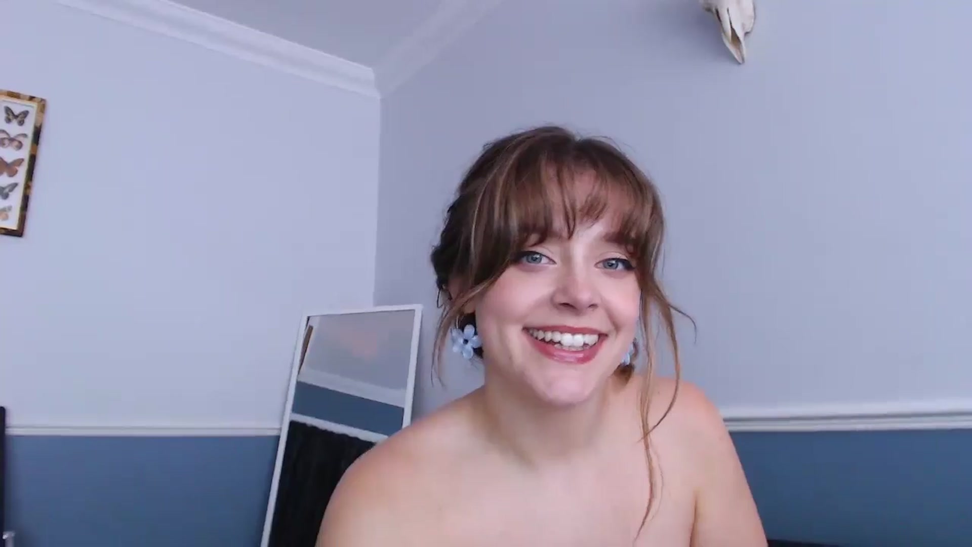 Gallery image thumbnail from KittyCash3w's myfreecams stream on, 08/14/2024, 16:30 image 19 of 20