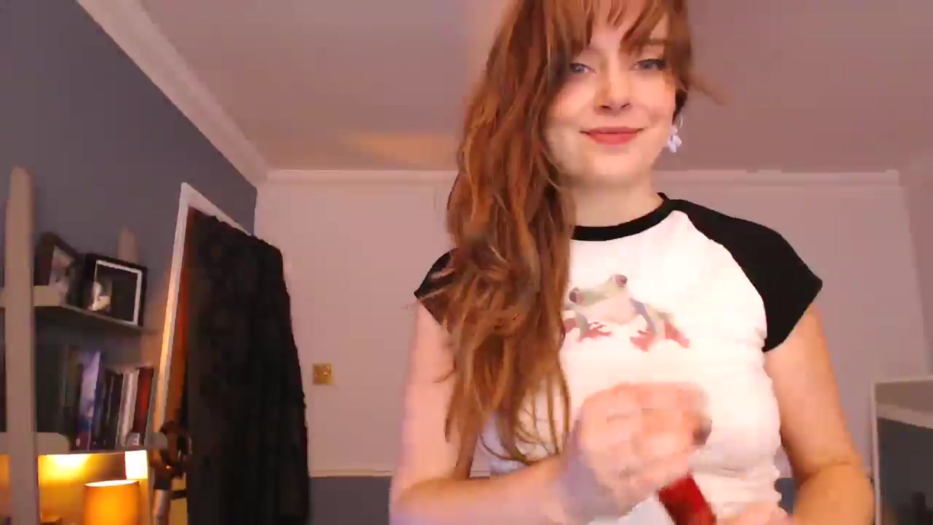 Gallery image thumbnail from KittyCash3w's myfreecams stream on, 08/14/2024, 21:18 image 17 of 20
