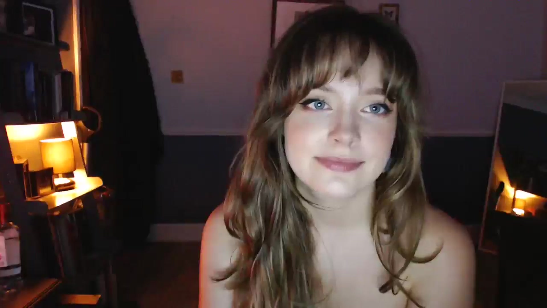 Gallery image thumbnail from KittyCash3w's myfreecams stream on, 08/14/2024, 21:18 image 13 of 20